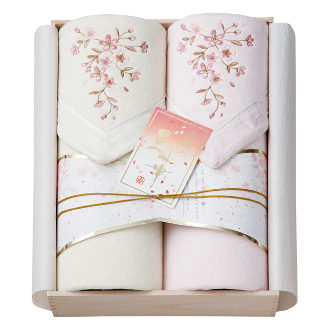 王華 木箱入りさくら刺繍シルク混綿毛布(毛羽部分)2P No.150